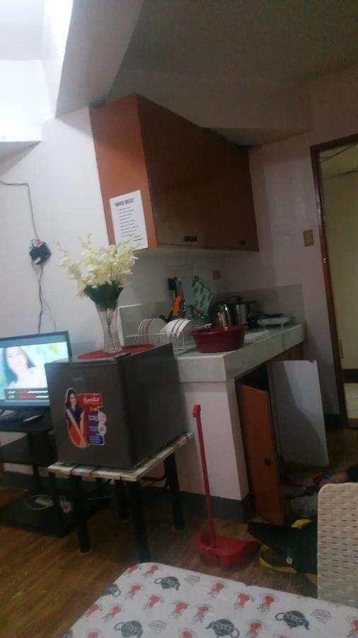Ekonumi Rooms At Moonwalk Paranaque Paranaque City Exterior photo